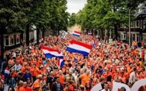 Amsterdam Crowds